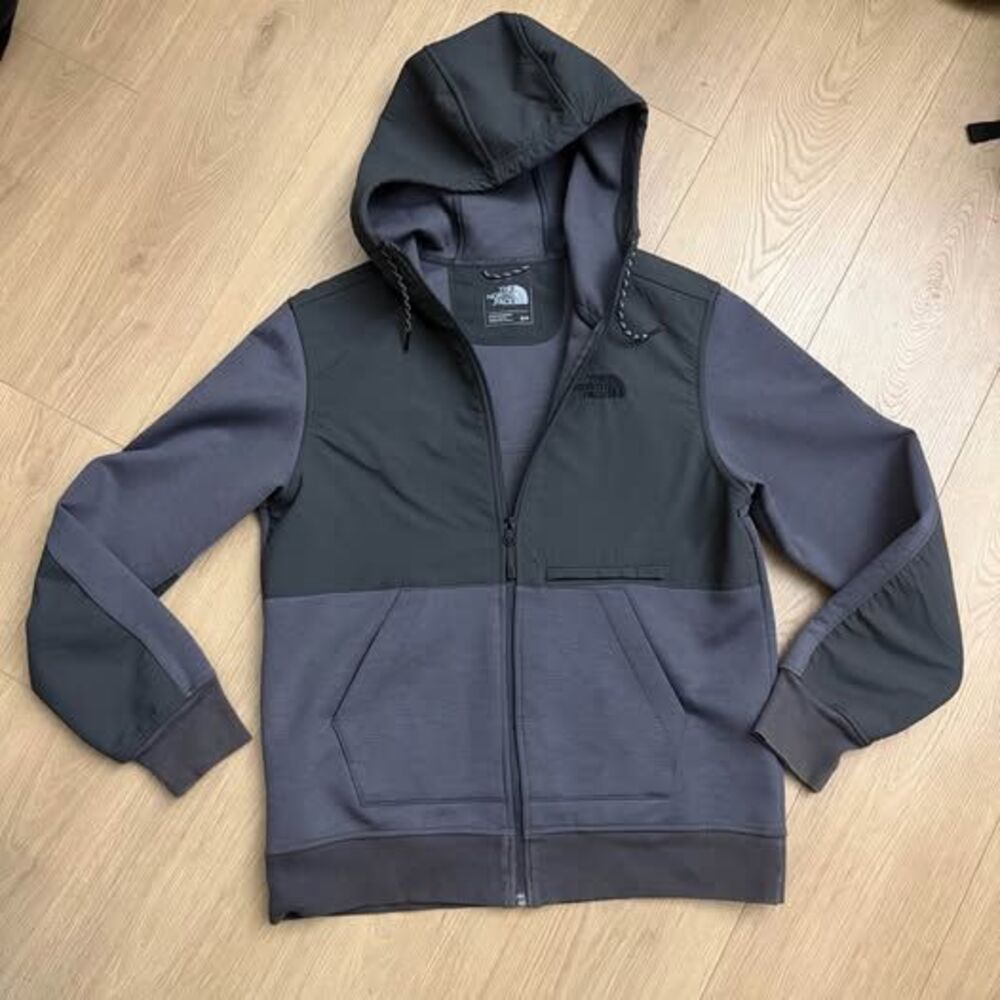 The North Face Men’s Full-Zip Thermal 3D Hoodie Grey size Small